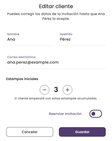 La ventana Editar cliente, con nombre, correo, estampas iniciales y el interruptor Reenviar invitación